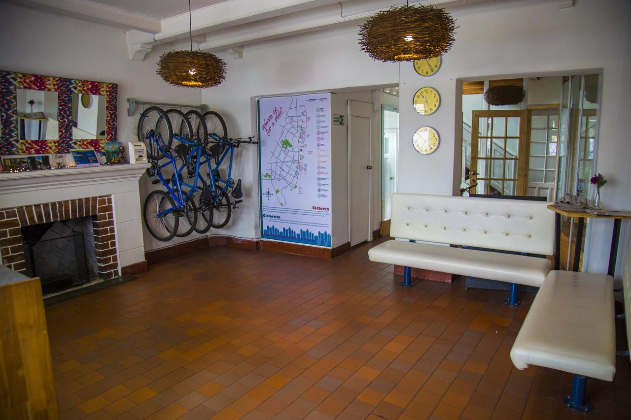 Cx Hostel Bogota Bagian luar foto